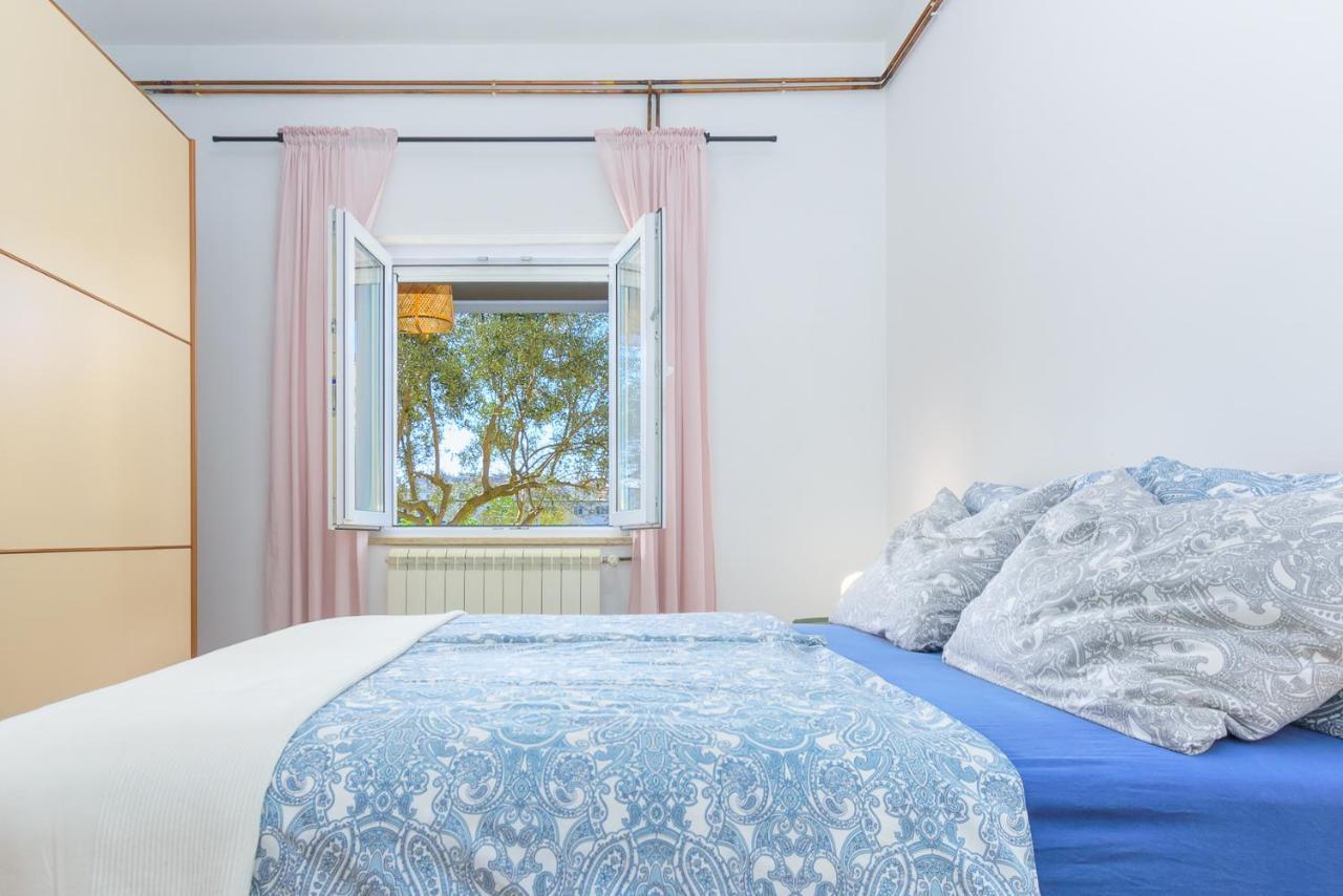 Apartment Macan, Beautiful Green Oasis بولا المظهر الخارجي الصورة