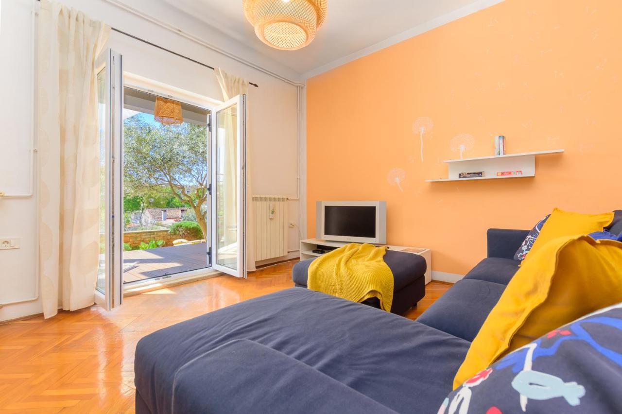 Apartment Macan, Beautiful Green Oasis بولا المظهر الخارجي الصورة