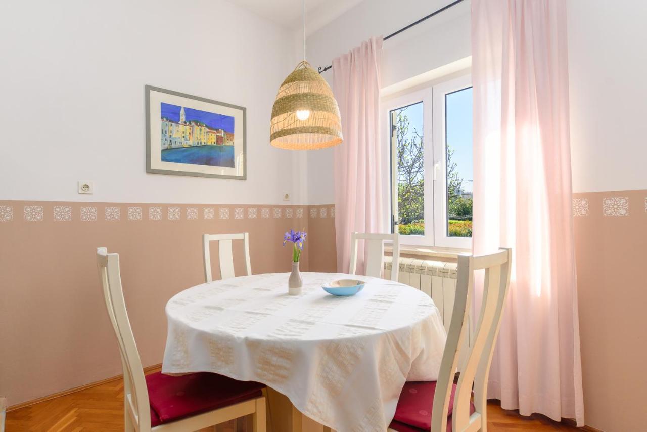 Apartment Macan, Beautiful Green Oasis بولا المظهر الخارجي الصورة