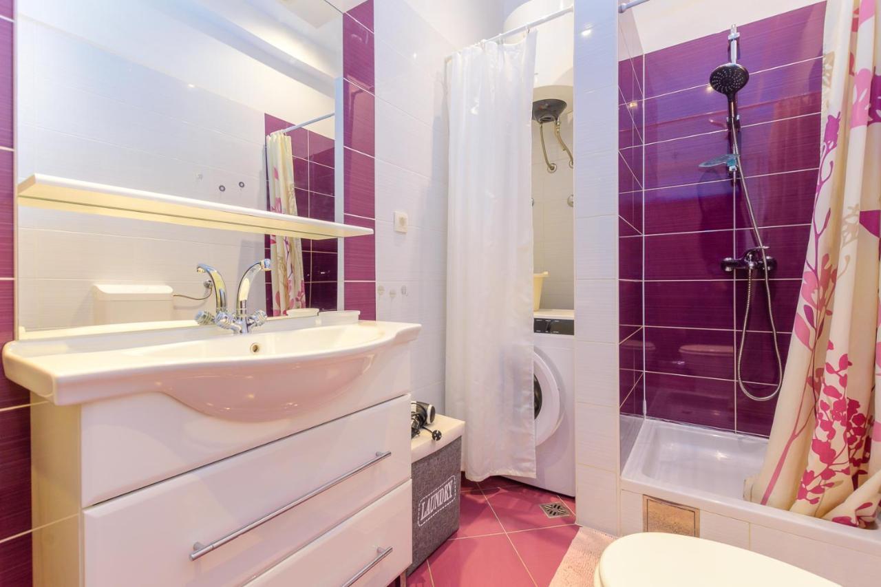 Apartment Macan, Beautiful Green Oasis بولا المظهر الخارجي الصورة